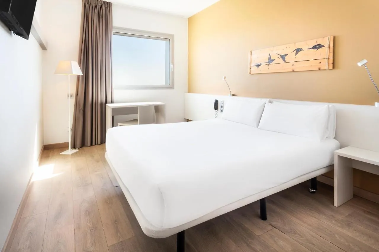 B&B Hotel Barcelona Viladecáns 3*,  Spagna